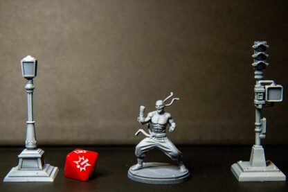 Fist Iron de Trident Studio avec sa base 35mm (3 variantes)