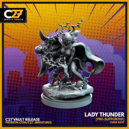 Lady Thunder de c27 collectibles avec sa base 35mm