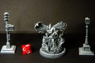 Phoenix de Trident Studio avec sa base 50 mm