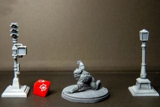 Beast de Trident Studio avec sa base 50 mm