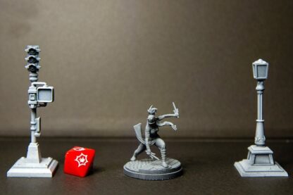 Devil Ninja de Nuclear Firefly et sa base 35mm