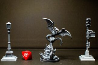 Lord of the wings de c27 collectibles avec sa base 35mm