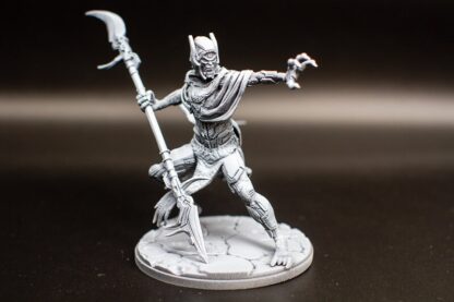 Corvus Glaive de Trident Studio avec sa base 50 mm