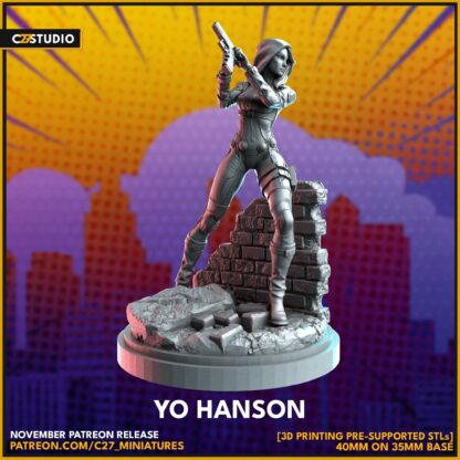 Yo Hanson aka Black Widow de c27 sur sa base 35mm