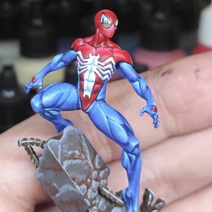 Monochrome Spider aka Black suit Spiderman de c27 sur sa base 35mm