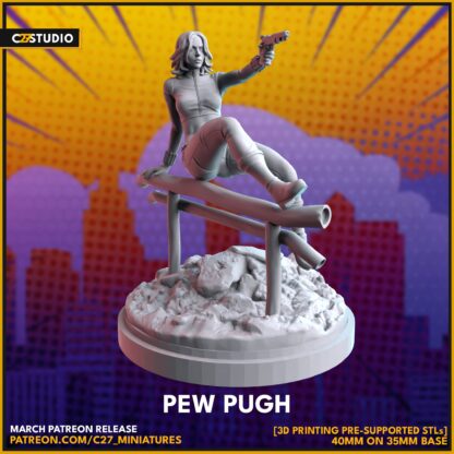 Yelena Belova aka Pew Pugh de c27 avec sa base 35 mm